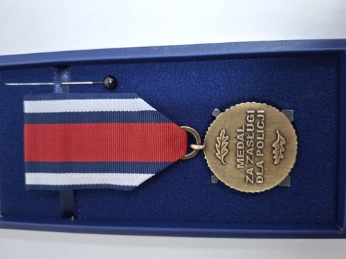 Medal który otrzymał Pan Piotr Żywica